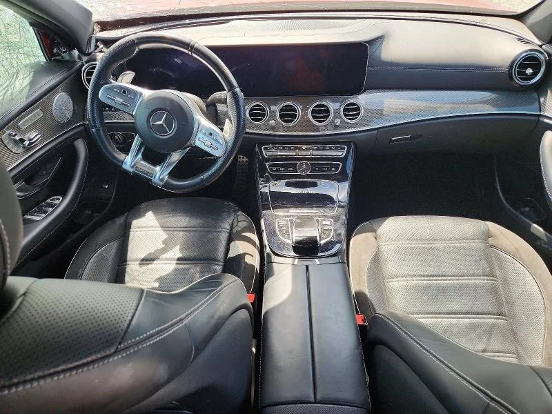 WDDZH8KB8KA506109 — 2019 MERCEDES-BENZ E photo 8