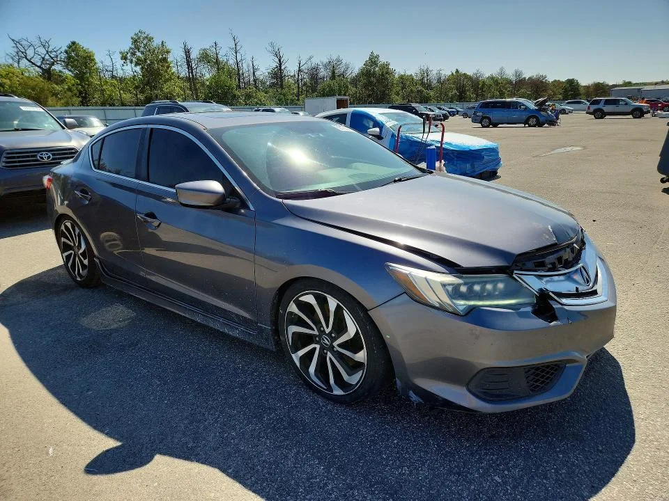 19UDE2F40JA003910 — 2018 ACURA ILX photo 4