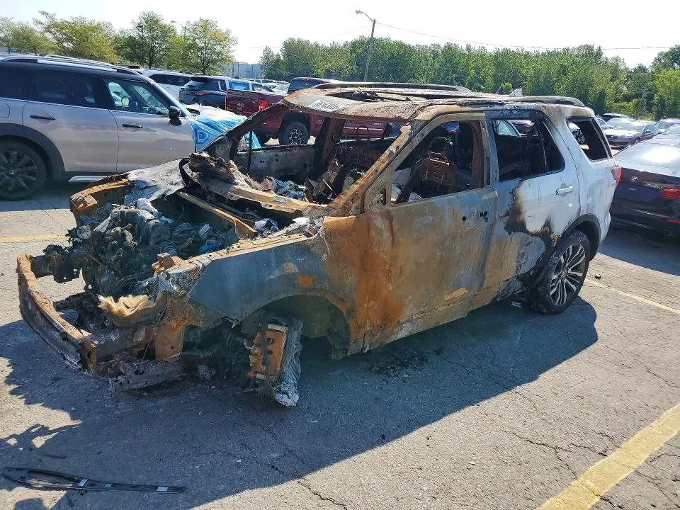 1FM5K8HT4GGC70679 — 2016 FORD EXPLORER