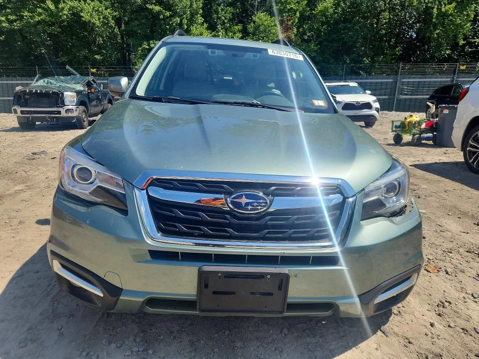 JF2SJARC5JH532535 — 2018 SUBARU FORESTER photo 5