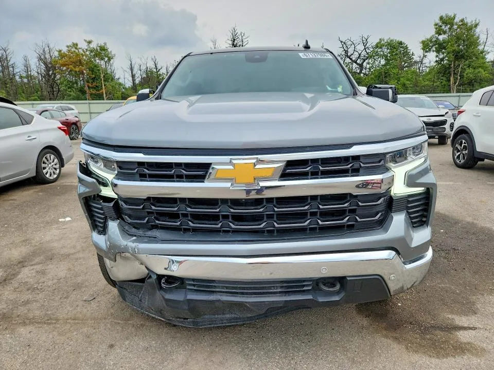 1GCUKDED7SZ142357 — 2025 CHEVROLET SILVERADO photo 5