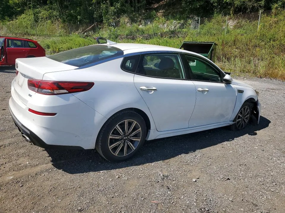 5XXGU4L16LG418144 — 2020 KIA OPTIMA photo 3