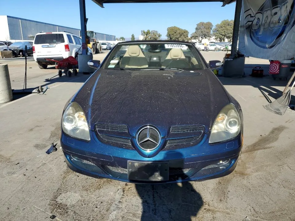 WDBWK56F57F167375 — 2007 MERCEDES-BENZ SLK photo 5