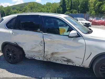 5UXKR2C50J0Z20180 — 2018 BMW X5 photo 6
