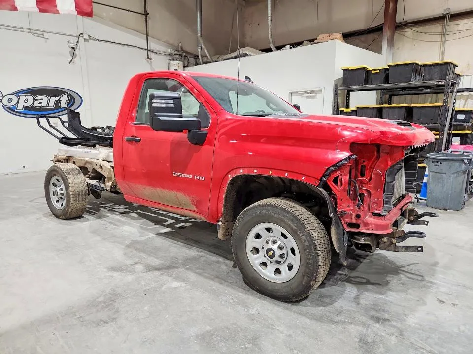 1GC3KLE70TF101362 — 2026 CHEVROLET SILVERADO photo 4