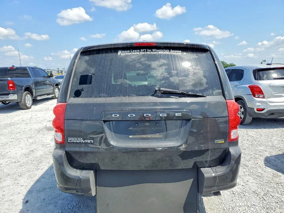 2C4RDGBG2HR645345 — 2017 DODGE GRAND CARAVAN photo 6
