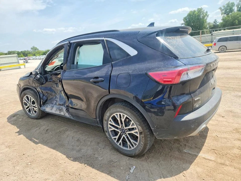 1FMCU9H65MUB26492 — 2021 FORD ESCAPE photo 2