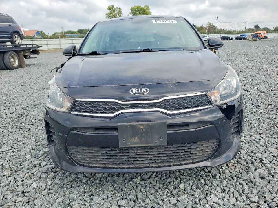 3KPA25AB0JE065256 — 2018 KIA RIO 5-DOOR photo 5