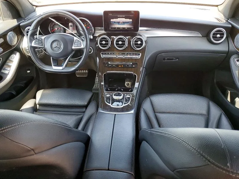WDC0G4JB8JF361052 — 2018 MERCEDES-BENZ GLC photo 8