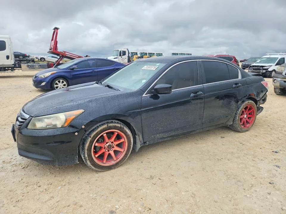 1HGCP2F69BA089372 — 2011 HONDA ACCORD photo 1