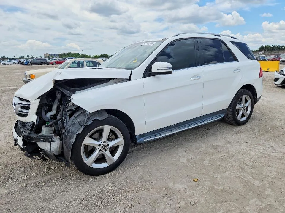 4JGDA5JB0HA959752 — 2017 MERCEDES-BENZ GLE photo 1