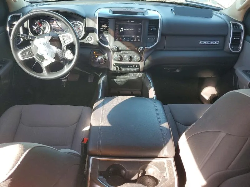 1C6SRFMT9LN402149 — 2020 RAM 1500 photo 8