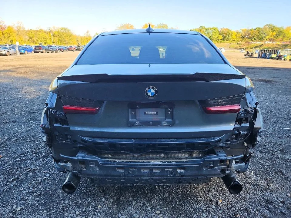 3MW5R7J04N8C23462 — 2022 BMW 330XI photo 6
