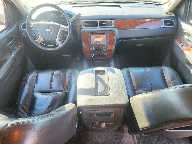 1GNSKJE73DR298566 — 2013 CHEVROLET SUBURBAN photo 8