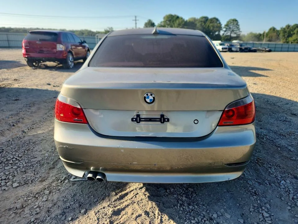 WBANF33536CS38412 — 2006 BMW 525 photo 6