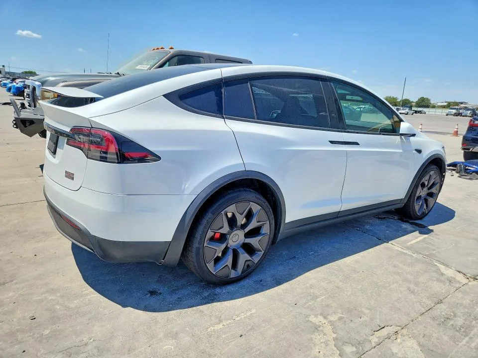 7SAXCBE68TF486676 — 2026 TESLA MODEL X photo 3