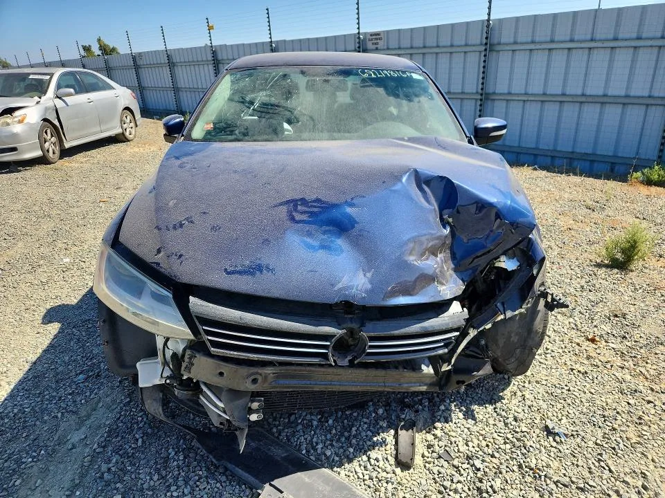 3VWDP7AJ5DM421239 — 2013 VOLKSWAGEN JETTA photo 5