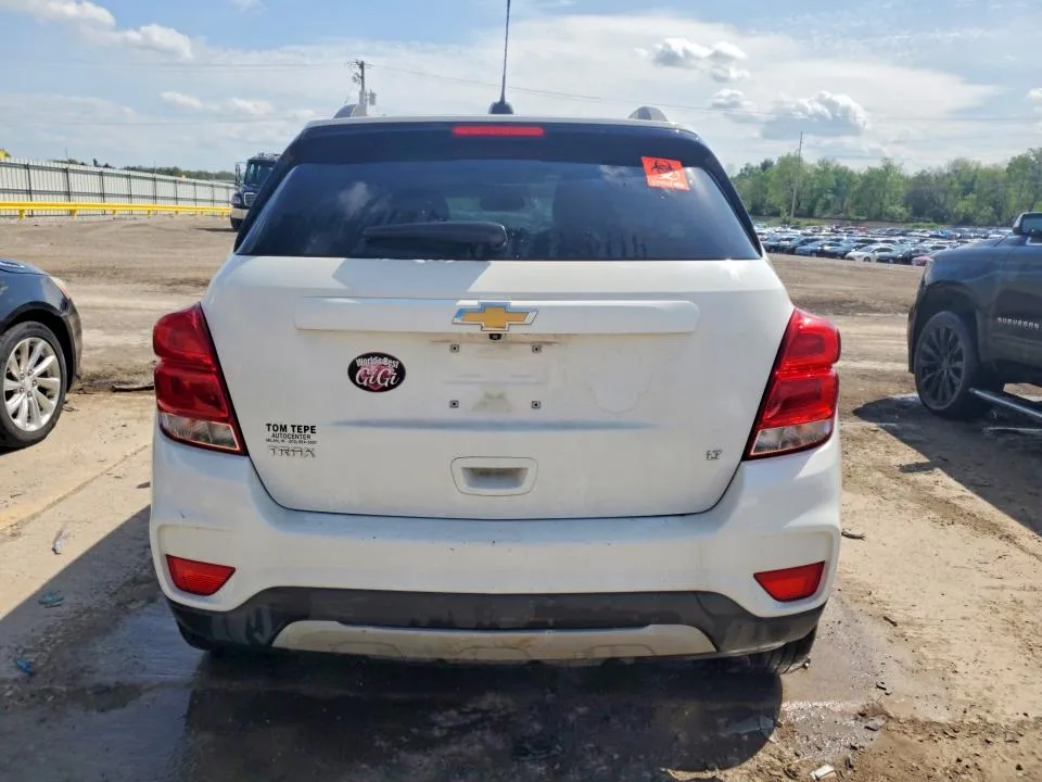 KL7CJLSBXJB559648 — 2018 CHEVROLET TRAX photo 6