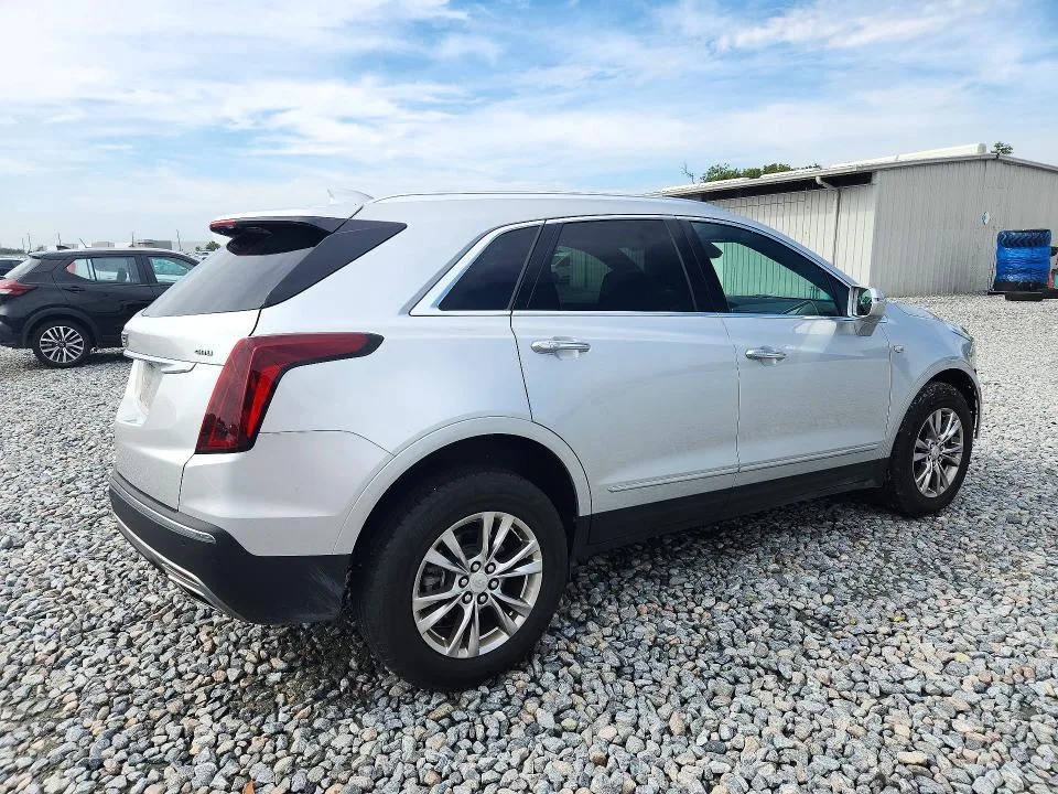 1GYKNCRS7LZ122445 — 2020 CADILLAC XT5 photo 3