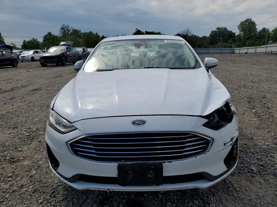 3FA6P0HD5KR145802 — 2019 FORD FUSION photo 5