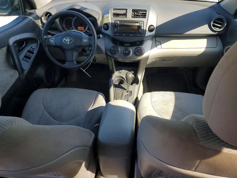 2T3ZF4DV0CW110212 — 2012 TOYOTA RAV4 photo 8