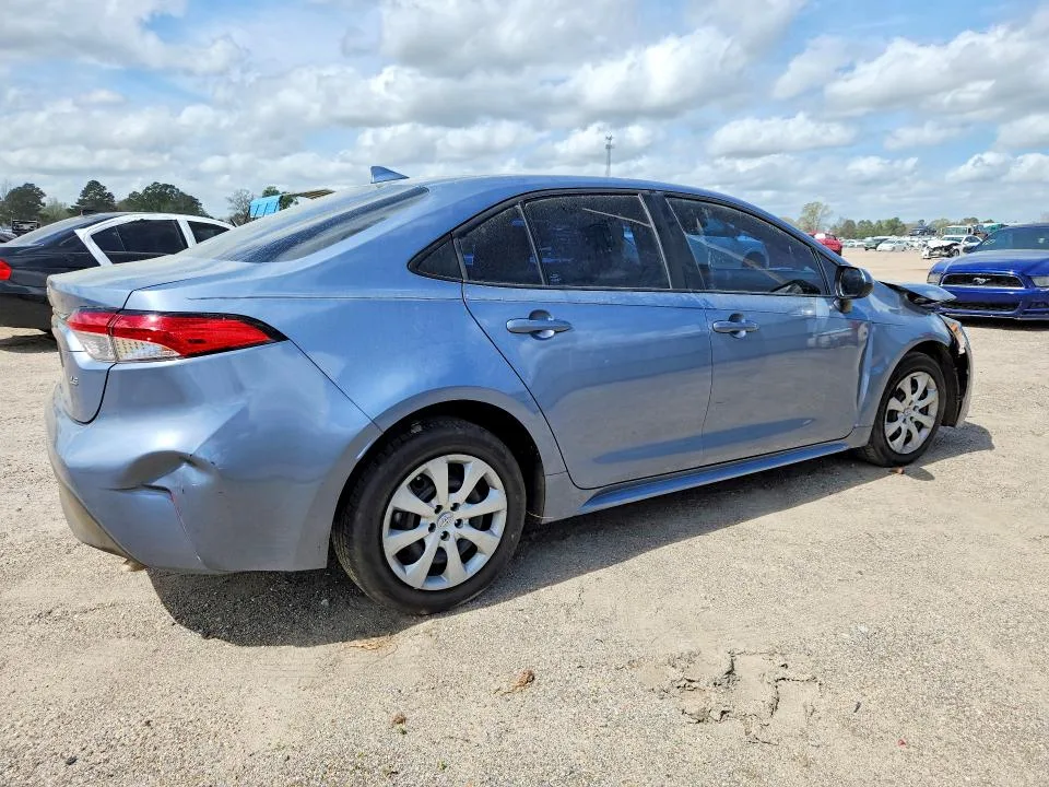 1FTFW1EG6FKF09771 — 2023 TOYOTA COROLLA photo 3