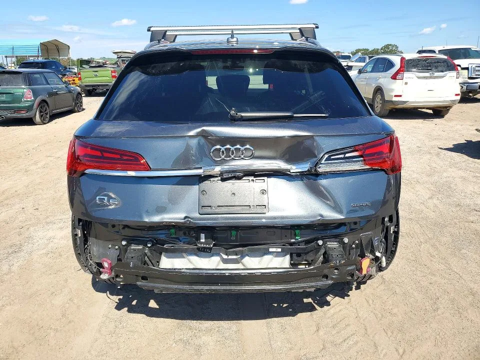 WA1E2AFY5M2028559 — 2021 AUDI Q5 E photo 6