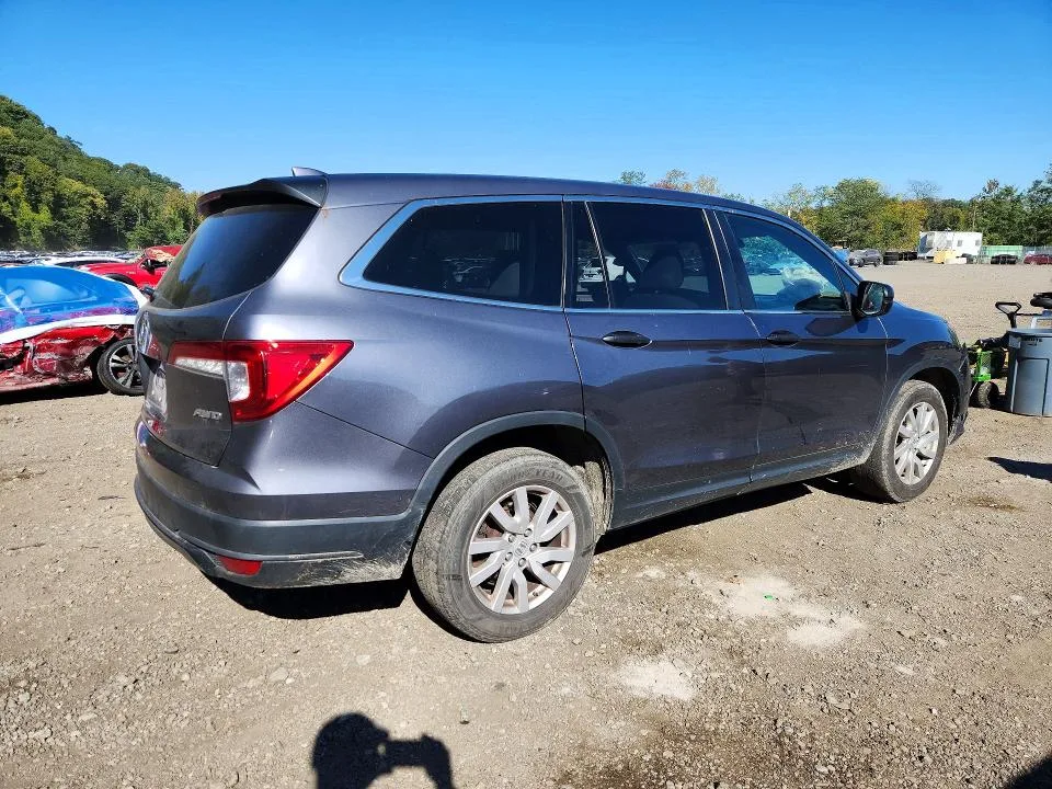 5FNYF6H16KB050567 — 2019 HONDA PILOT photo 3