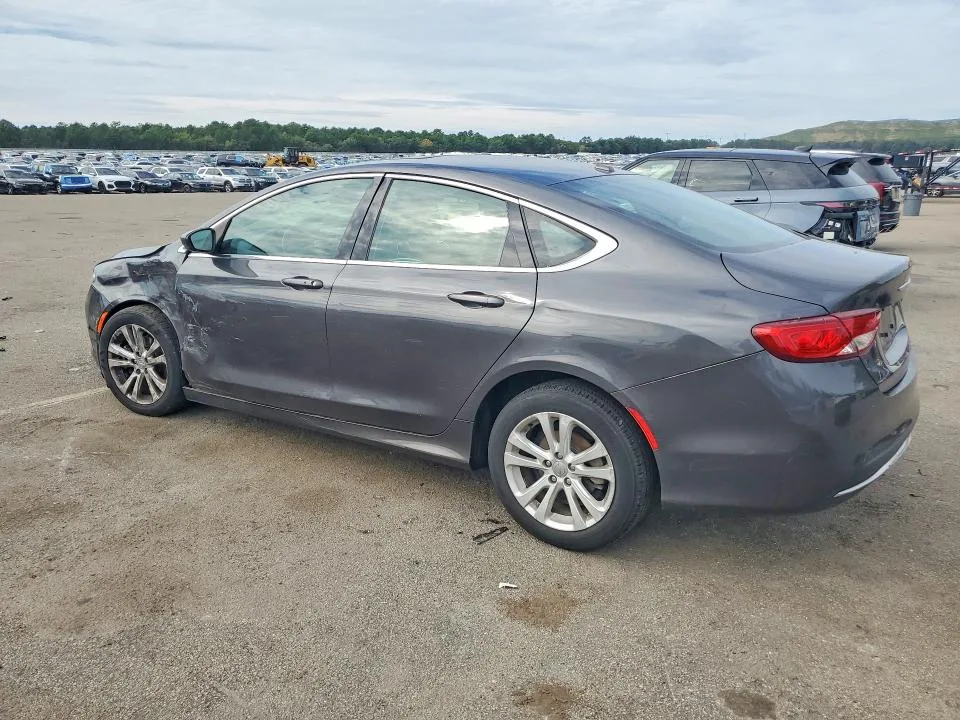 1C3CCCAB2FN525910 — 2015 CHRYSLER 200 photo 2