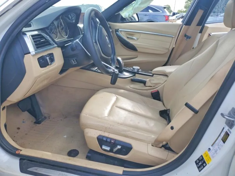 WBA8E3G51GNU04748 — 2016 BMW 328 photo 7