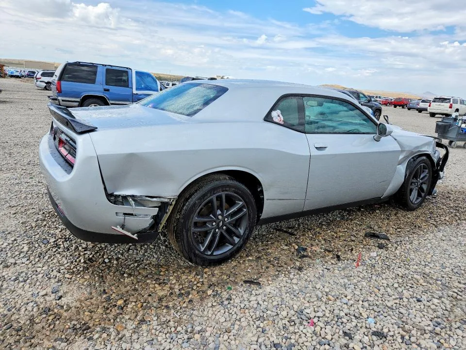 2C3CDZKG3KH719794 — 2019 DODGE CHALLENGER photo 3