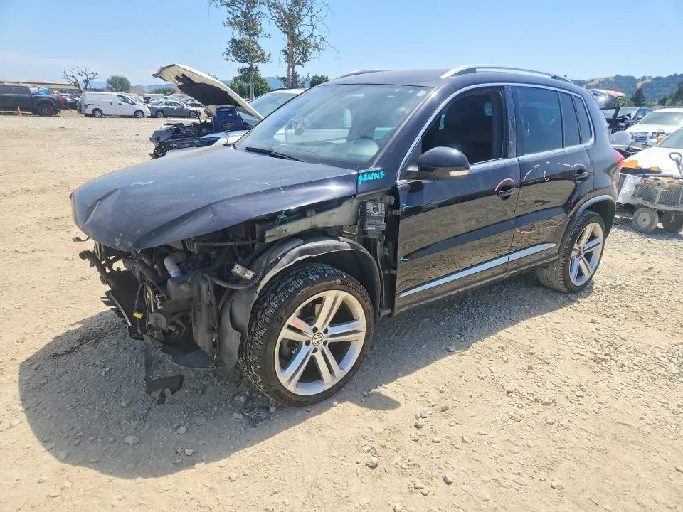 WVGAV7AX7GW026320 — 2016 VOLKSWAGEN TIGUAN