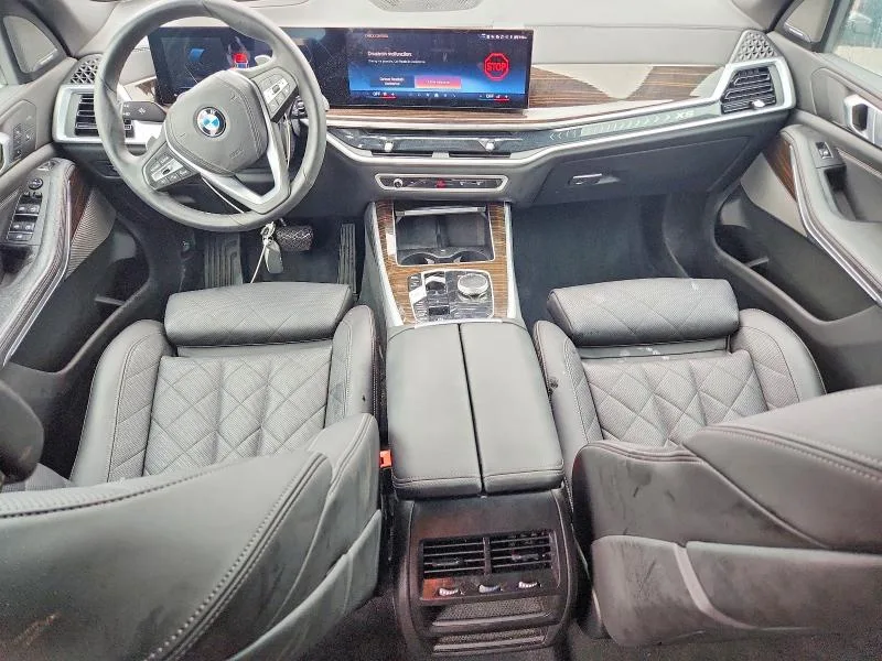 5UX23EU04R9V17963 — 2024 BMW X5 photo 8