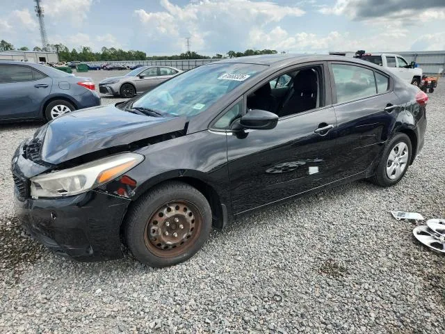 3KPFK4A7XJE235487 — 2018 KIA FORTE
