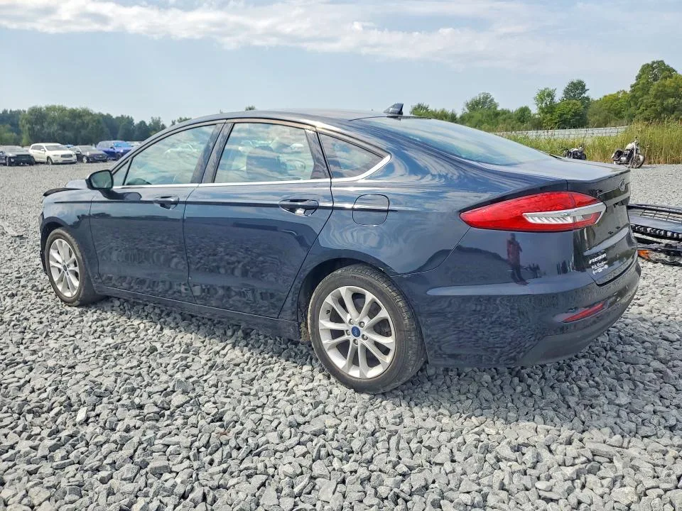 3FA6P0LU1LR265850 — 2020 FORD FUSION photo 2