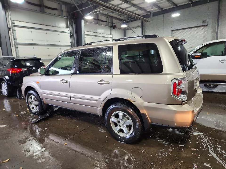 5FNYF28447B032336 — 2007 HONDA PILOT photo 2