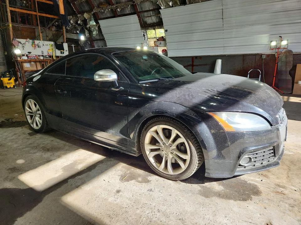TRUUF38J491025432 — 2009 AUDI TTS photo 4