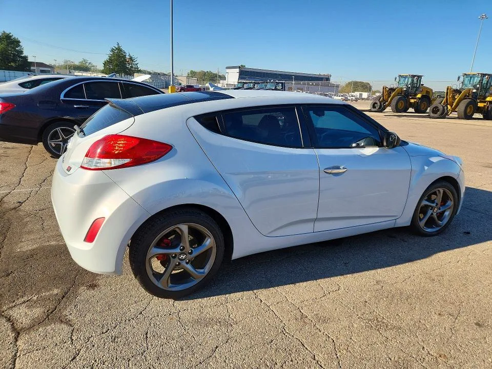 KMHTC6ADXEU213946 — 2014 HYUNDAI VELOSTER photo 3