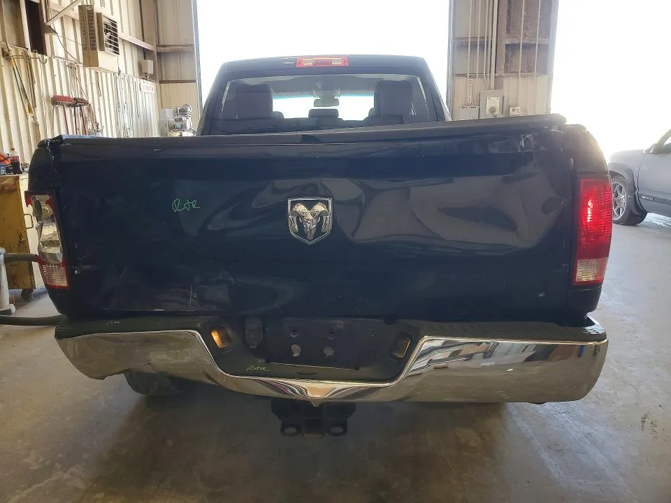 1C6RR6FG7KS555417 — 2019 RAM 1500 CLASSIC photo 6