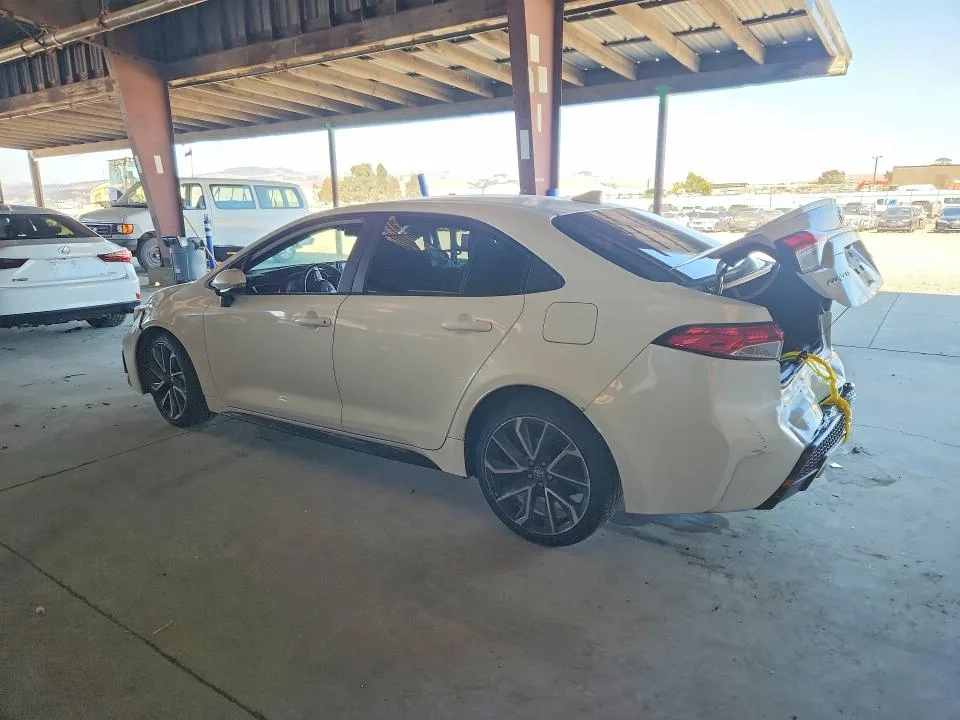 5YFS4MCE0MP067124 — 2021 TOYOTA COROLLA photo 2