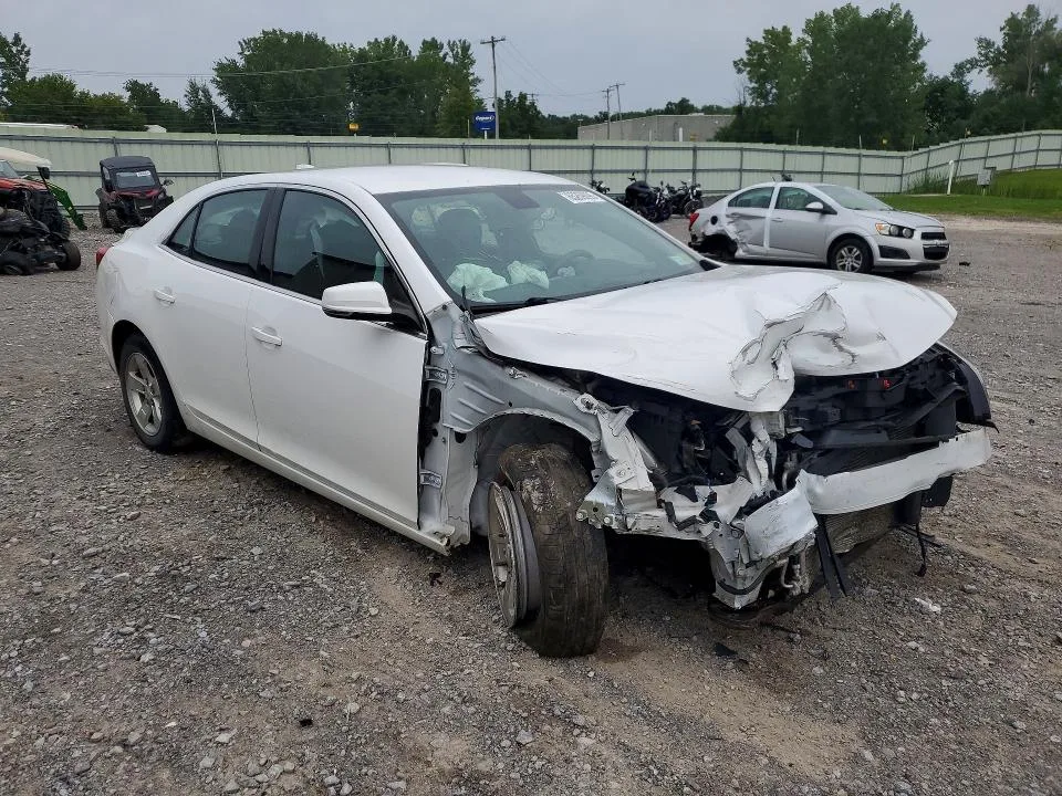 1G11C5SL8FF215169 — 2015 CHEVROLET MALIBU photo 4