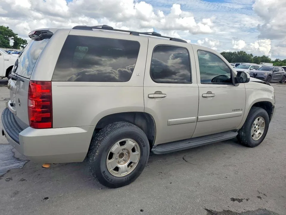 1GNFC13J57R429661 — 2007 CHEVROLET TAHOE photo 3