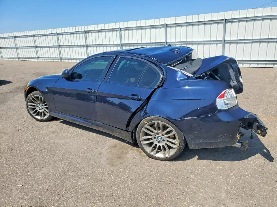 WBAPN7C56AA778974 — 2010 BMW 335 photo 2