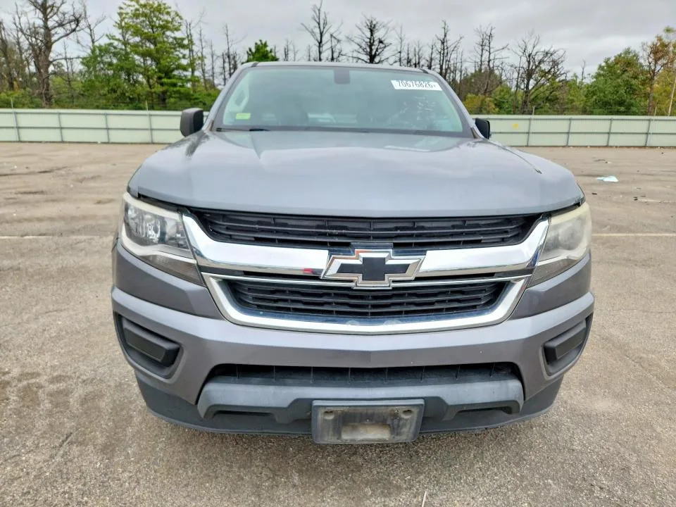 1GCHSBEA6K1104080 — 2019 CHEVROLET COLORADO photo 5