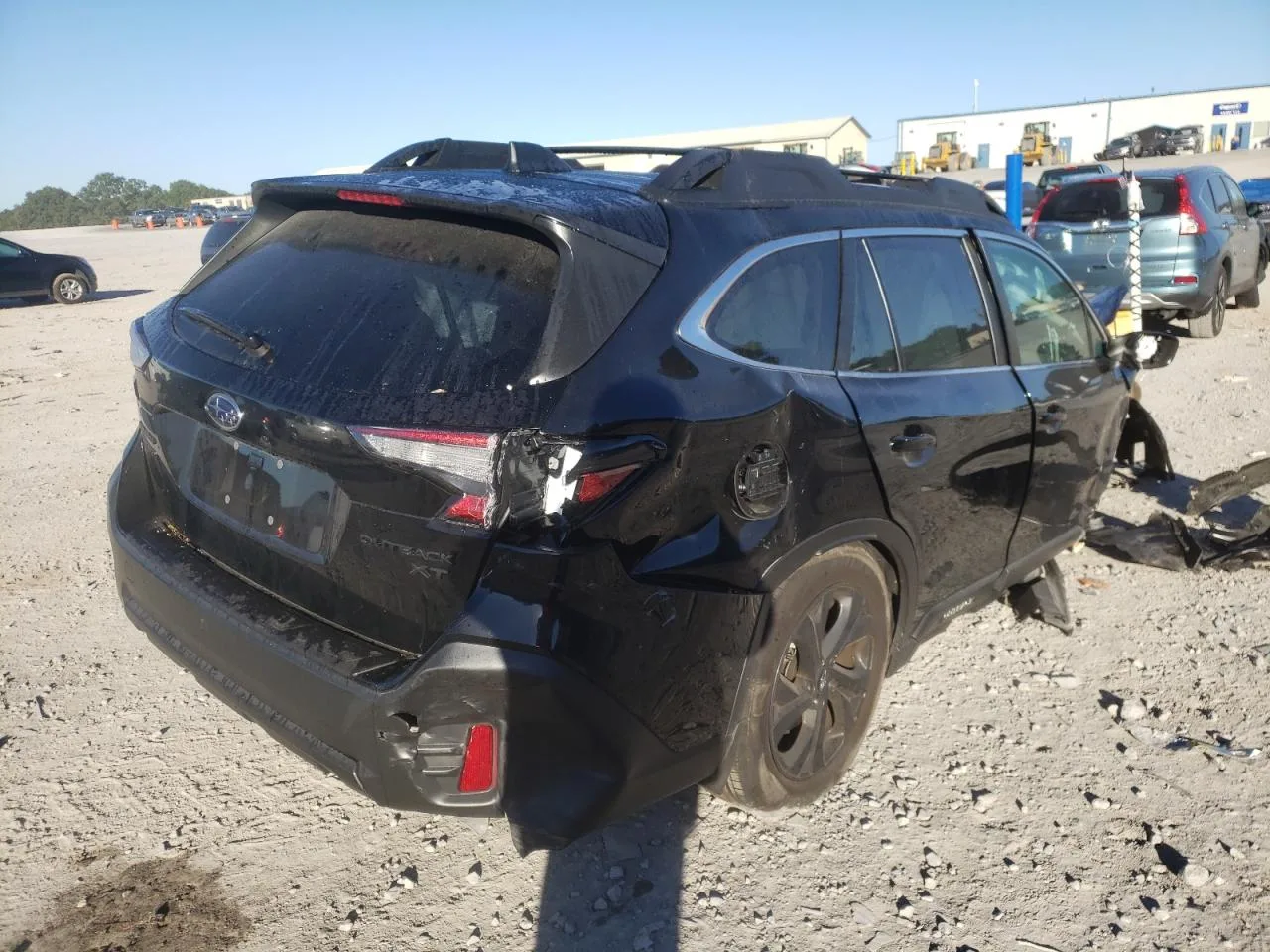 4S4BTGJD8N3214469 — 2022 SUBARU Outback photo 3