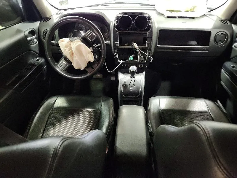 1C4NJRBB8GD653913 — 2016 JEEP PATRIOT photo 8