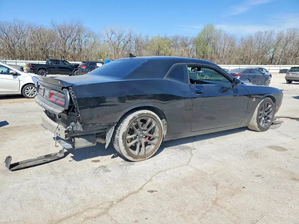 2C3CDZFJXMH641359 — 2021 DODGE CHALLENGER photo 3
