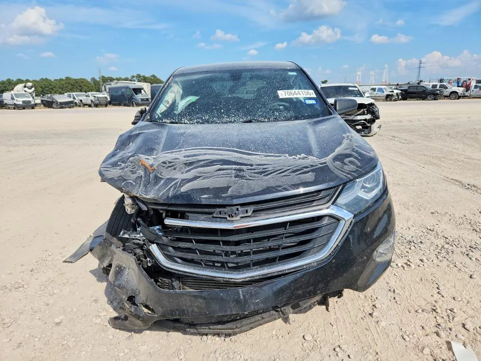 2GNAXHEV8K6240899 — 2019 CHEVROLET EQUINOX photo 5
