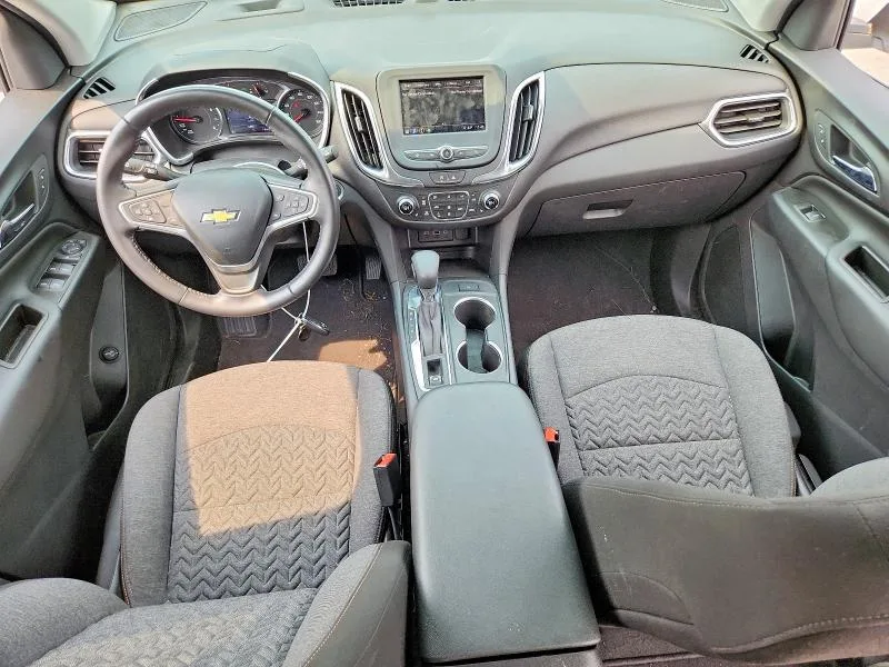 3GNAXUEV8NL273393 — 2022 CHEVROLET EQUINOX photo 8