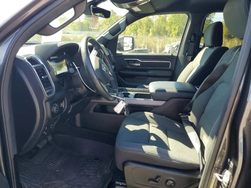 1C6RRFFG9RN227196 — 2024 RAM 1500 photo 7
